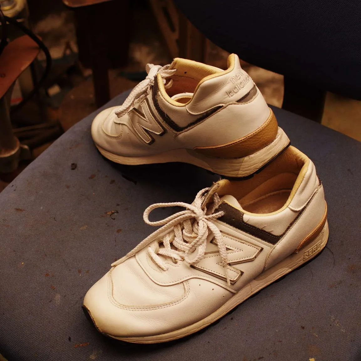 愛媛県　T様　New Balance576　ヒールカップ交換