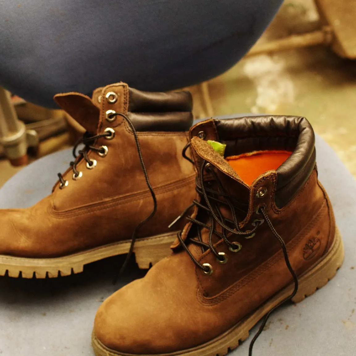 新潟県　U様　Timberland　履き口スポンジ表皮張り替...