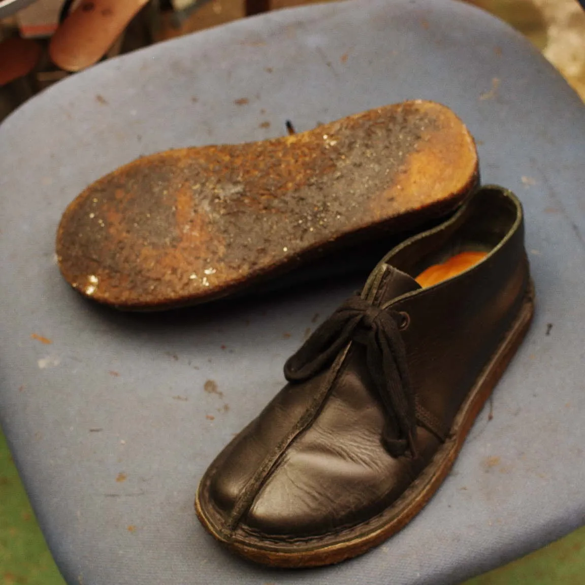 愛知県　T様　Clarks　デザートトレック　オールソール交...