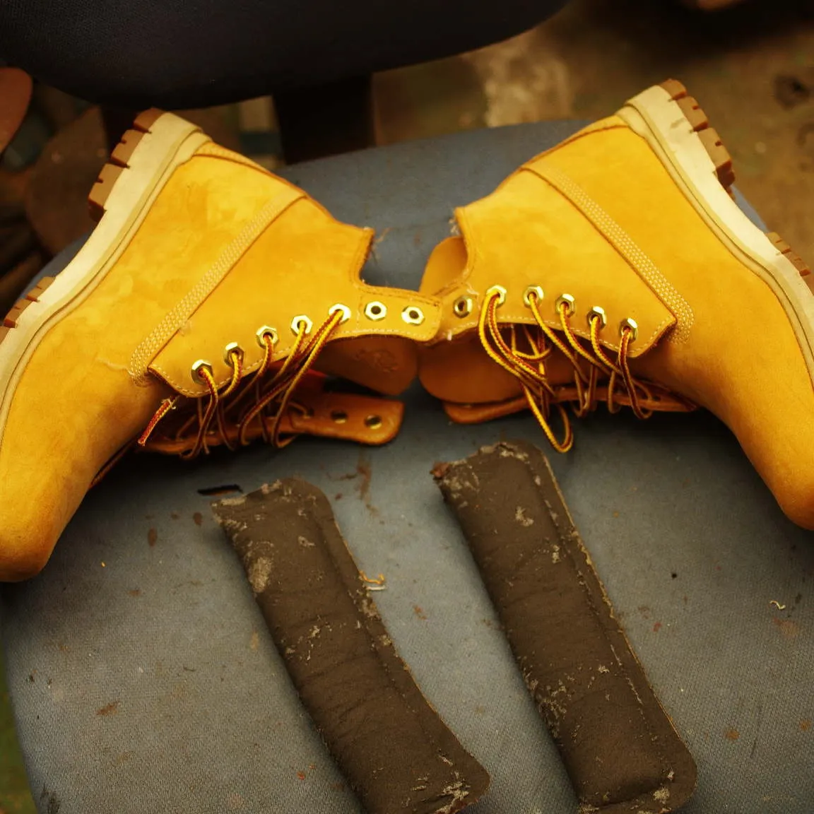 千葉県　U様　Timberland　履き口スポンジ表皮張替え