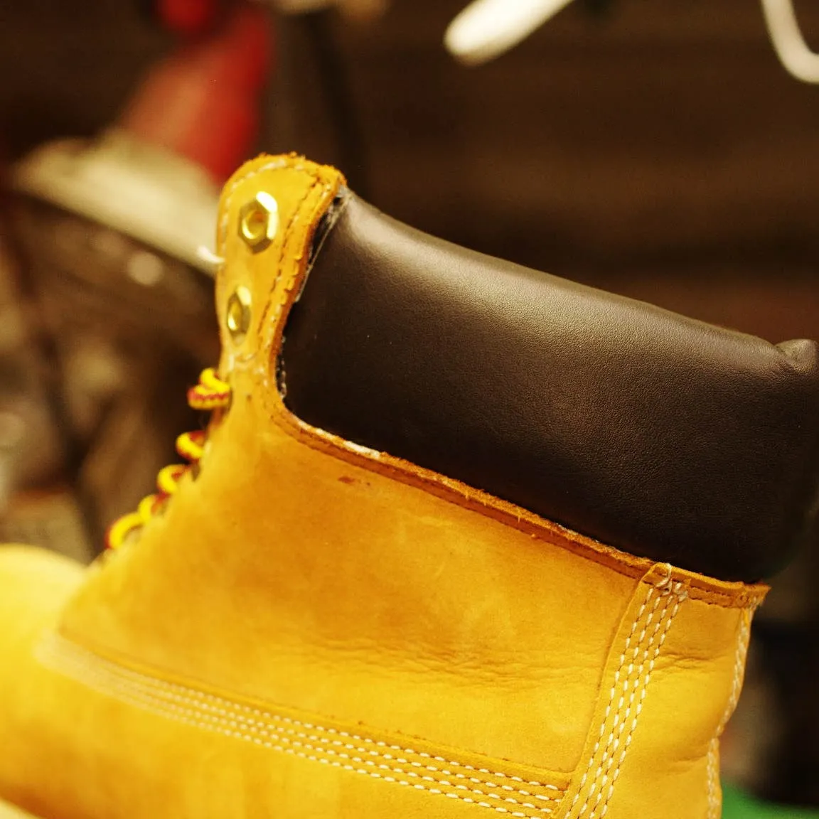 千葉県　U様　Timberland　履き口スポンジ表皮張替え