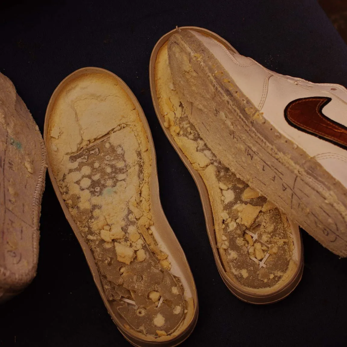 兵庫県　N様　NIKE　Air Force1　ソール内クッシ...