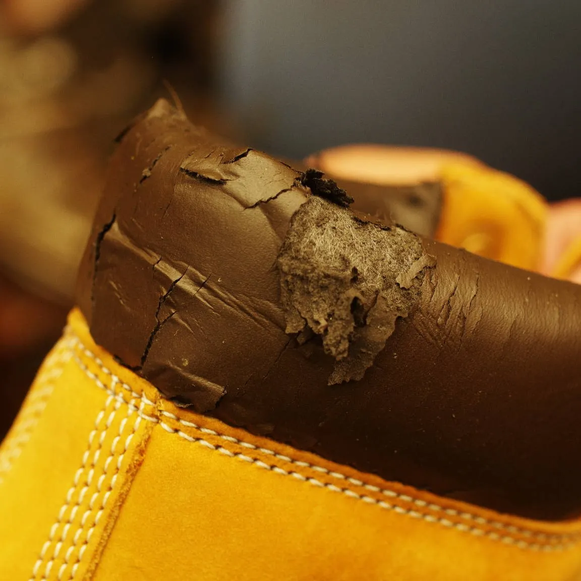埼玉県　A様　Timberland　履き口スポンジ表皮張替え