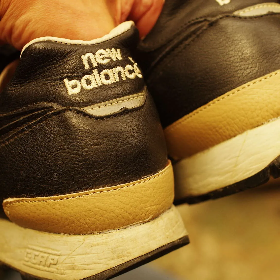 茨城県　T様　New Balance　576　ヒールカップ交...