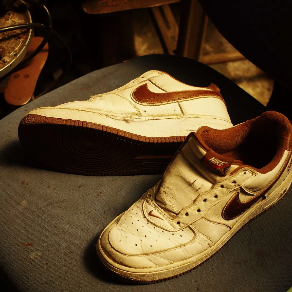 神奈川県　K様　NIKE　Air Force1　ソール縫直し