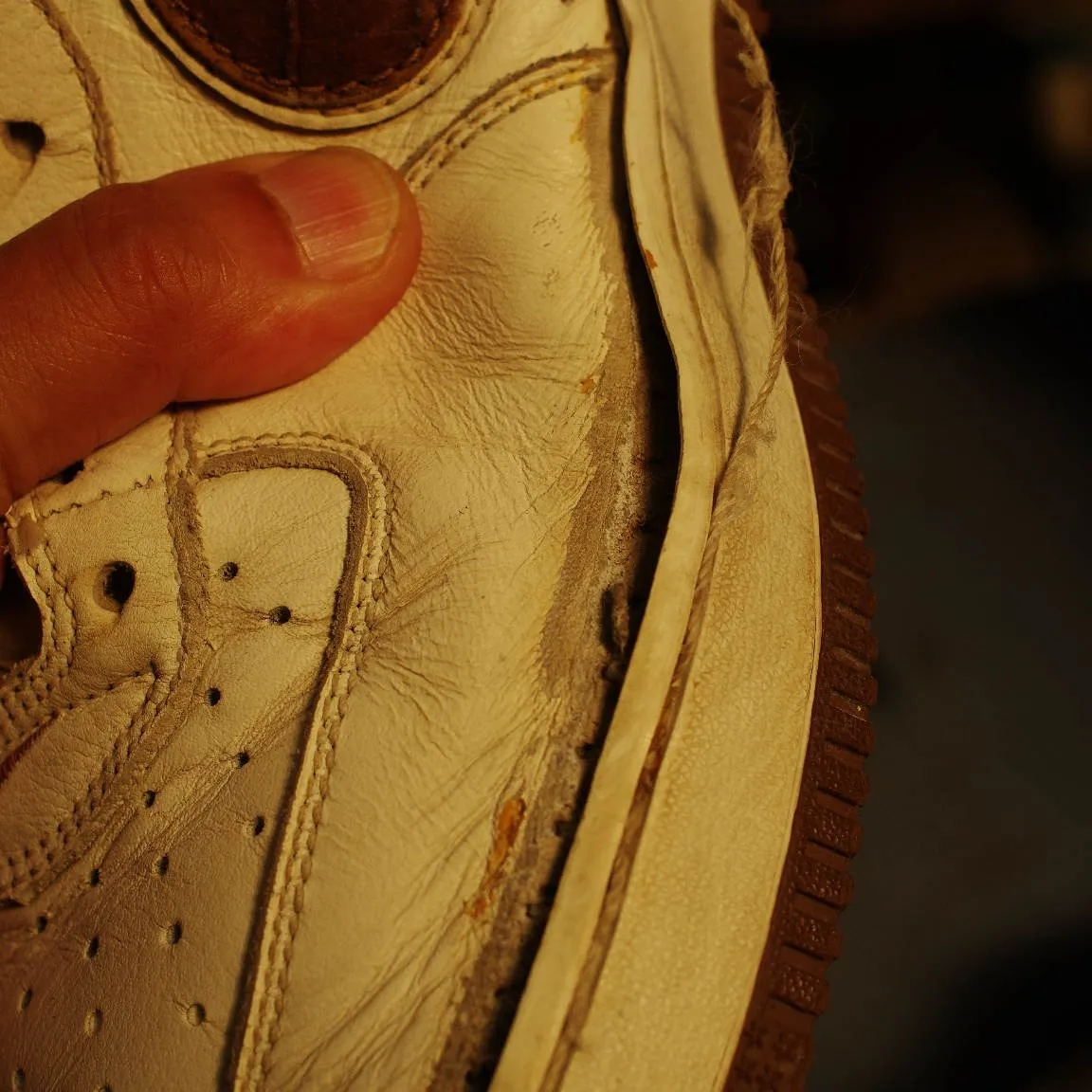 神奈川県　K様　NIKE　Air Force1　ソール縫直し