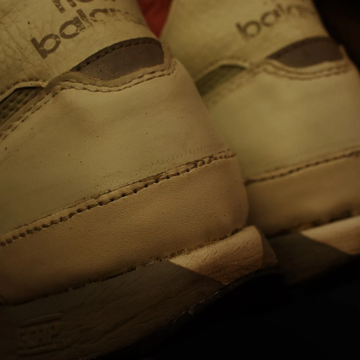 栃木県　N様　New Balance　576　ヒールカップ交...