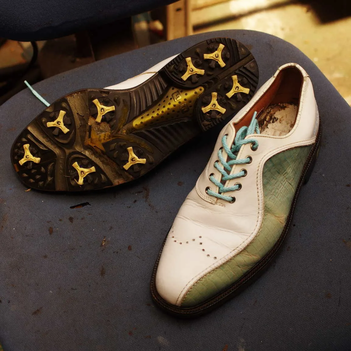 茨城県　O様　FootJoy　アイコンモデル　スパイクレス化...