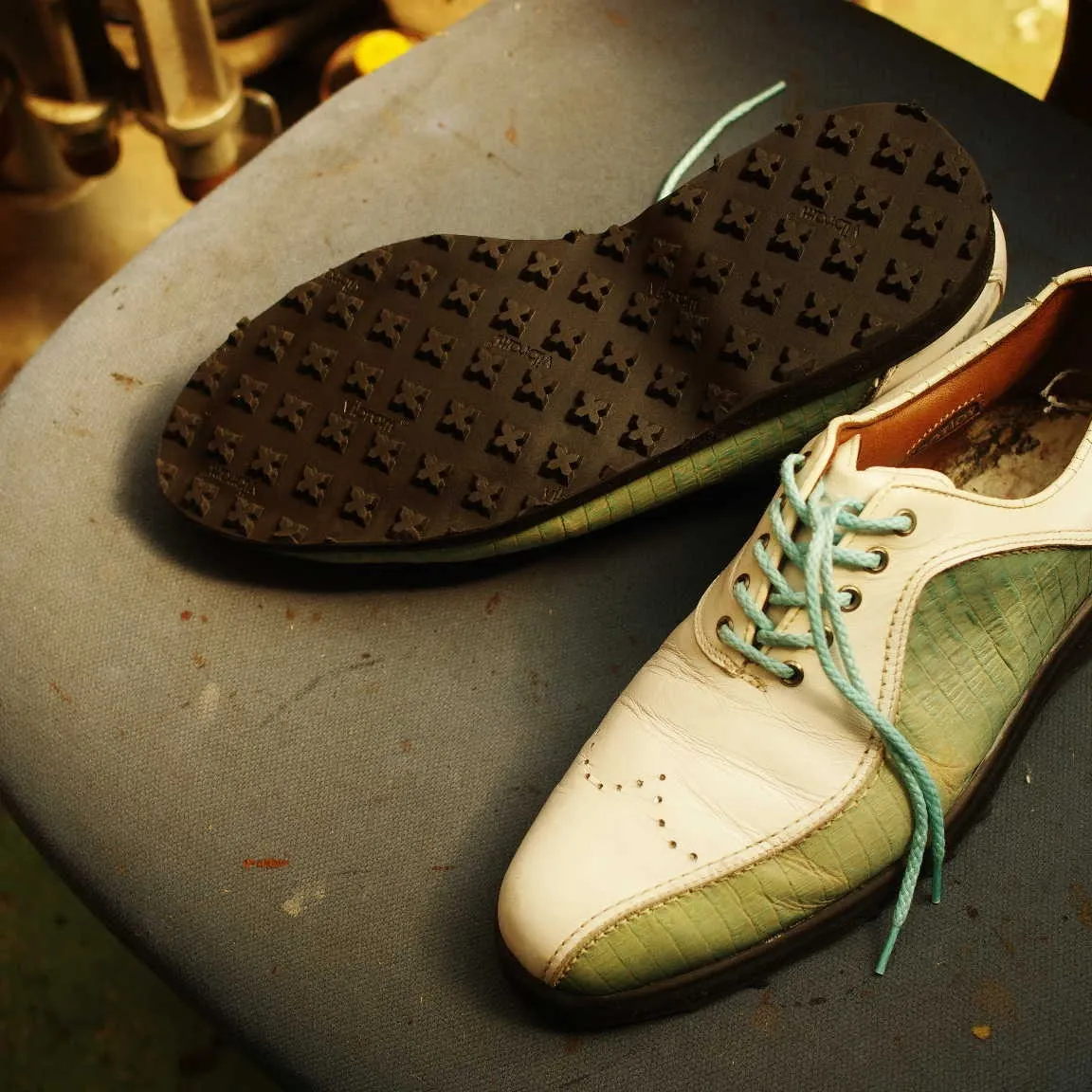 茨城県　O様　FootJoy　アイコンモデル　スパイクレス化...