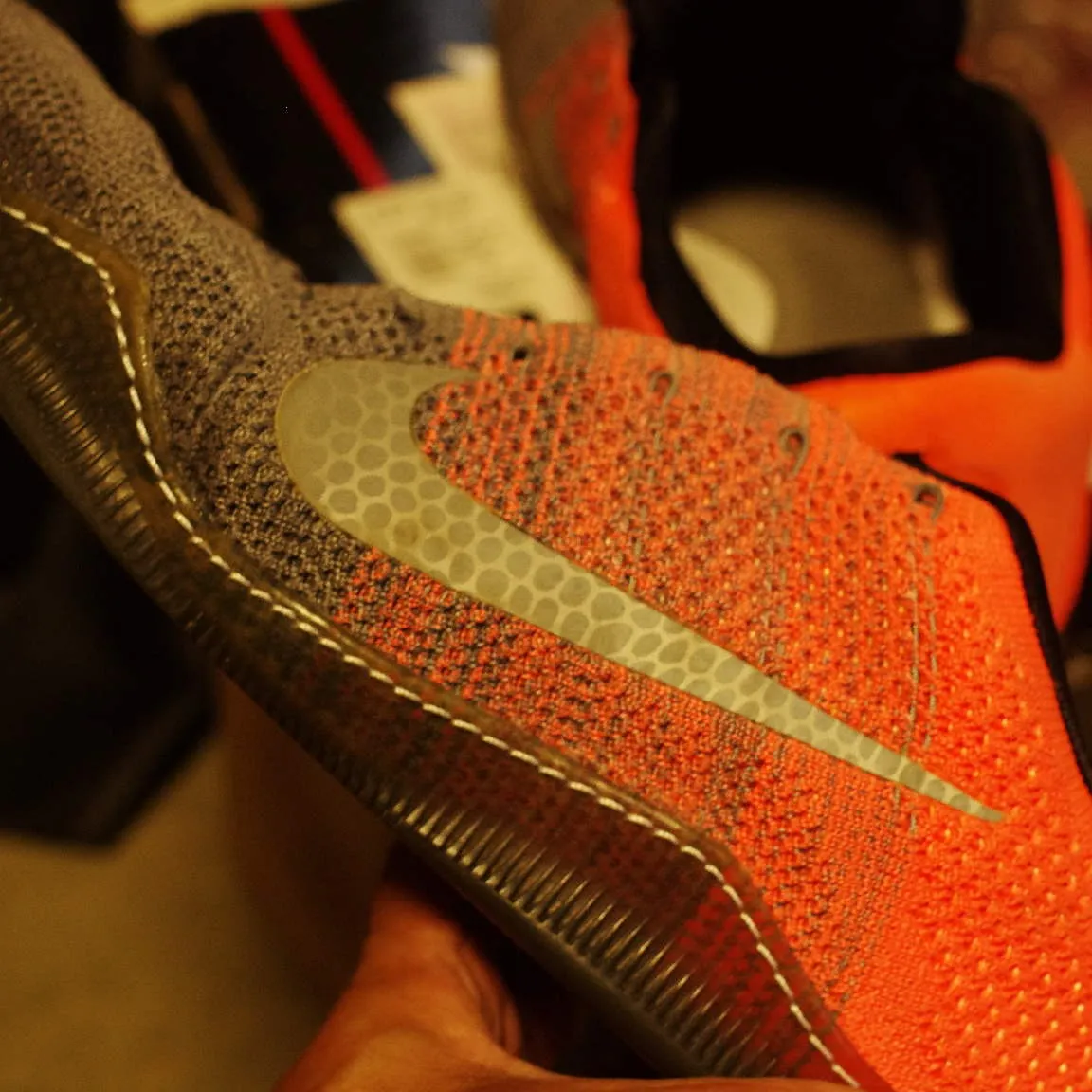 青森県　N様　NIKEKobeバスケットボールシューズ底剥が...