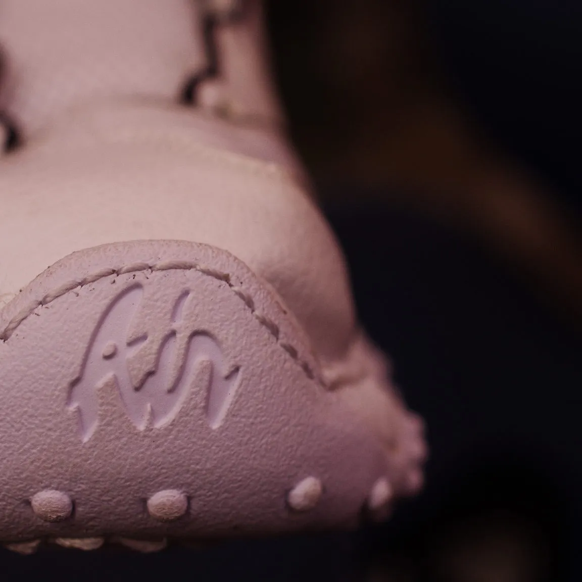 東京都　T様　NIKE　ZoomUpTempoソール剥がれ修...