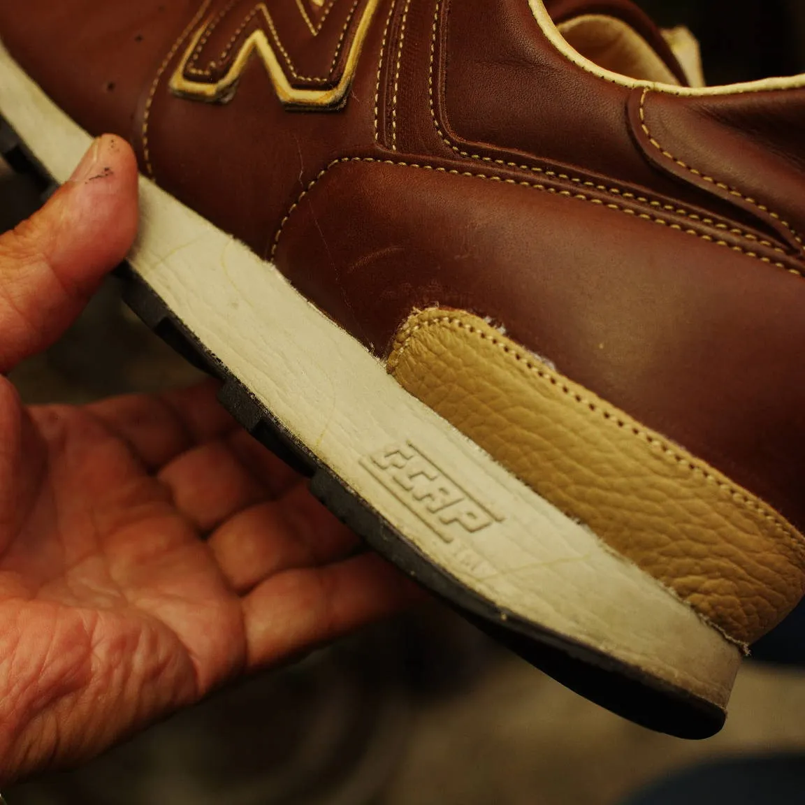 長崎県　S様　New Balance　576　ヒールカップ交...