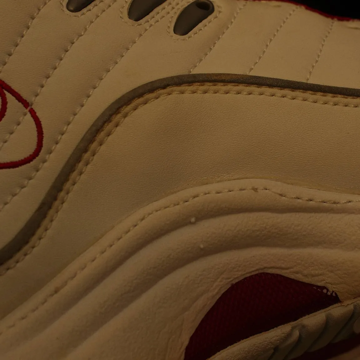 秋田県　I様　NIKE　AirZoom　底剥がれ修理