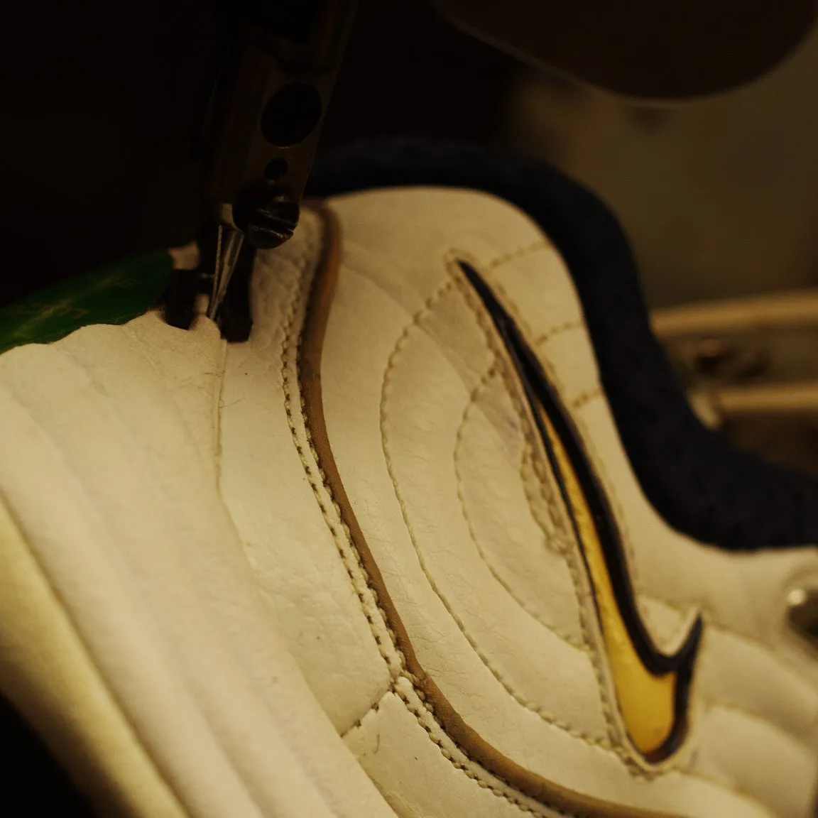 兵庫県　M様　NIKE　AirZoomアップテンポ　ソール剥...