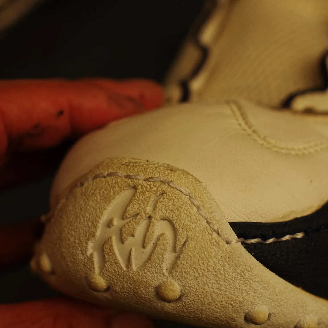 秋田県 I様 NIKE AirZoom Flight5底剥が...