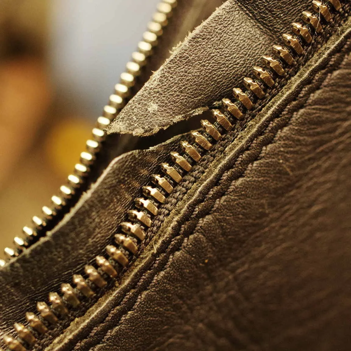 鹿児島県 T様 ドクターマーチン ブーツ ファスナー交換