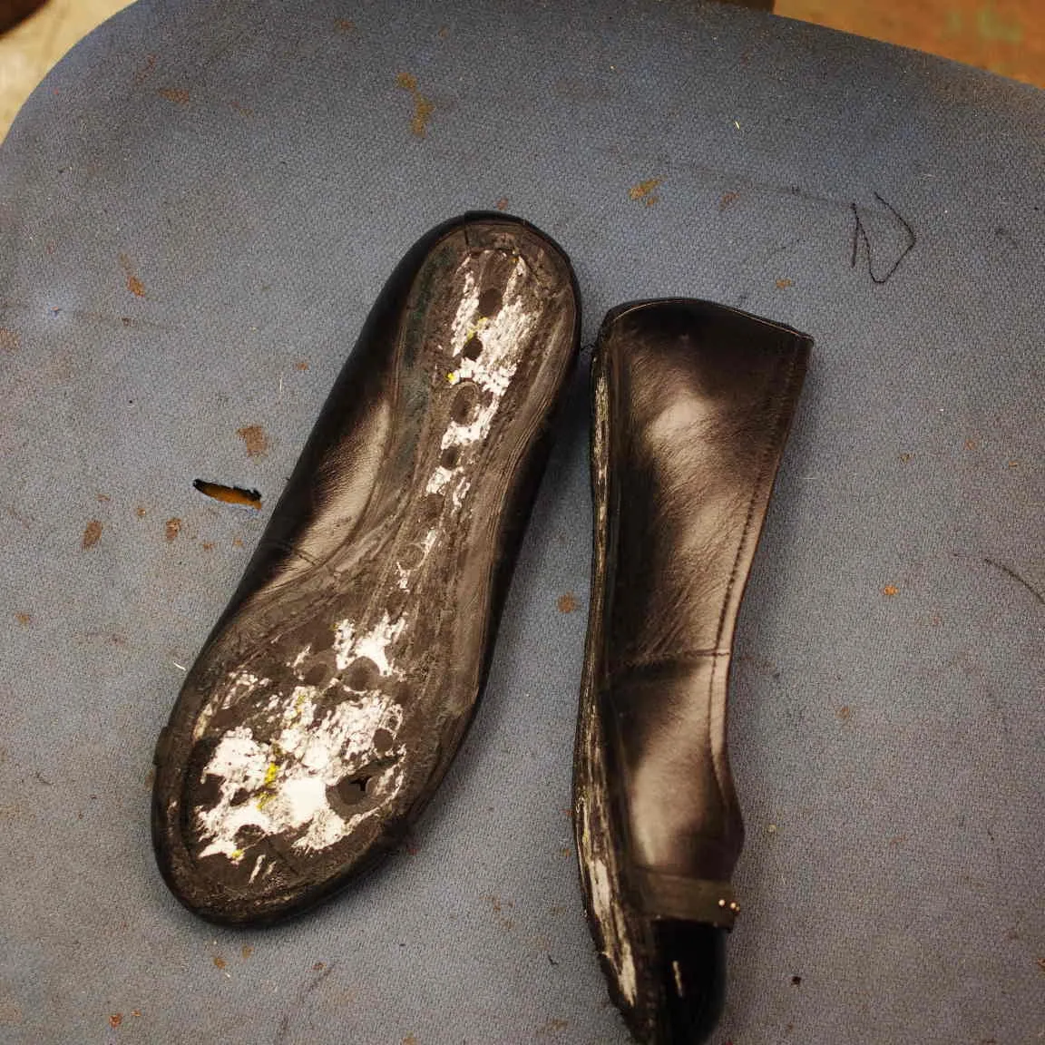 茨城県 H様 ECCO バレエパンプスオールソール交換修理