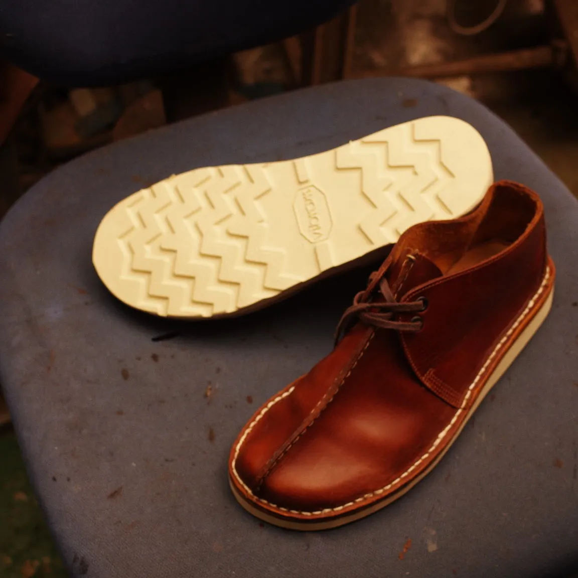 石川県 H様 Clarks デザートトレック オールソール交...