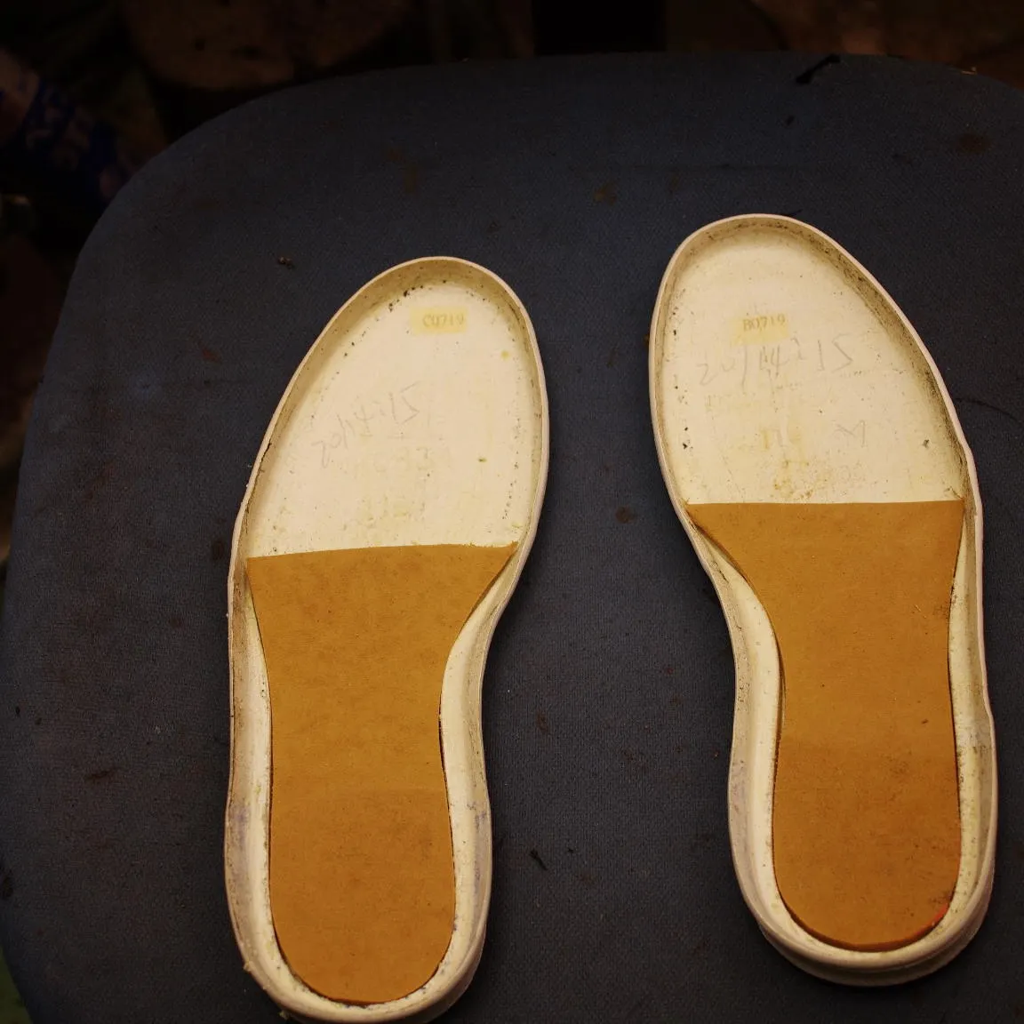 広島県 M様 NIKE エア・ジョーダン1 ソール内クッショ...