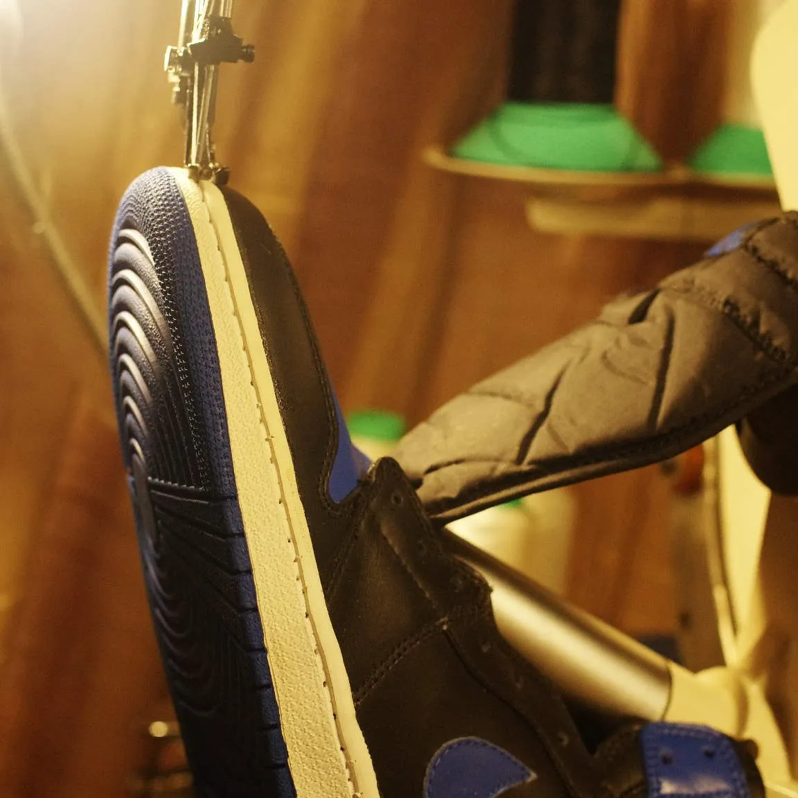 広島県 M様 NIKE エア・ジョーダン1 ソール内クッショ...