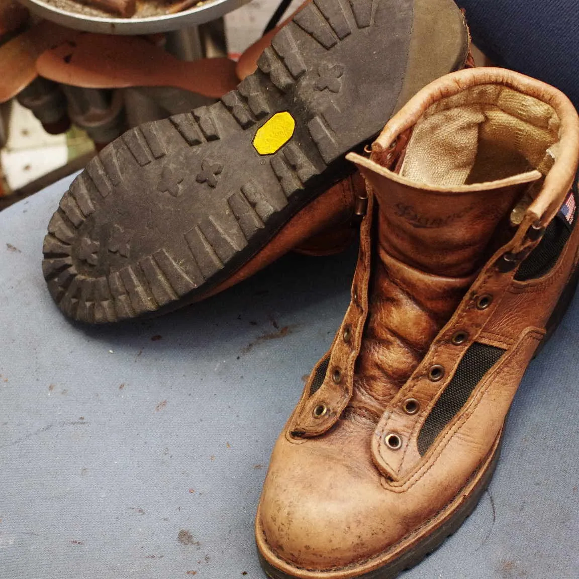 総社市　S様　Danner　ソール張替え