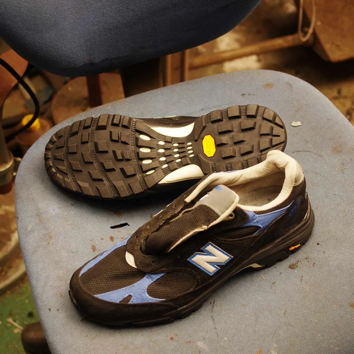 総社市 I様 ニューバランス993 オールソール交換修理