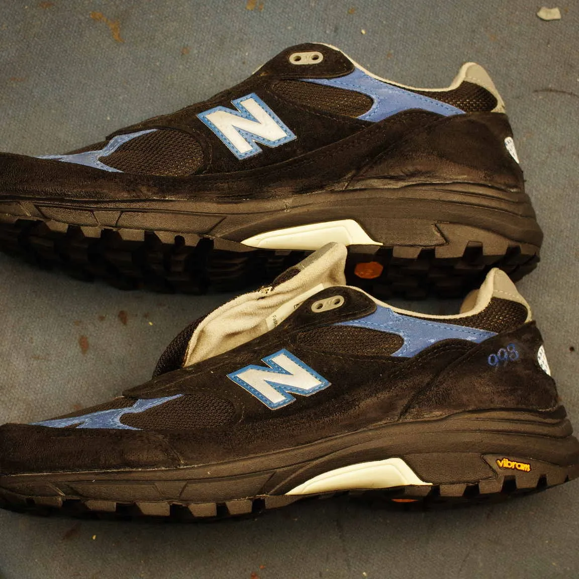 総社市 I様 ニューバランス993 オールソール交換修理