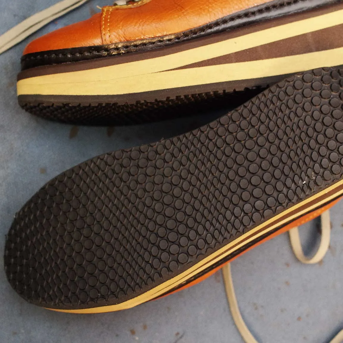 埼玉県 I様 Joya ウォーキングシューズ オールソール交...