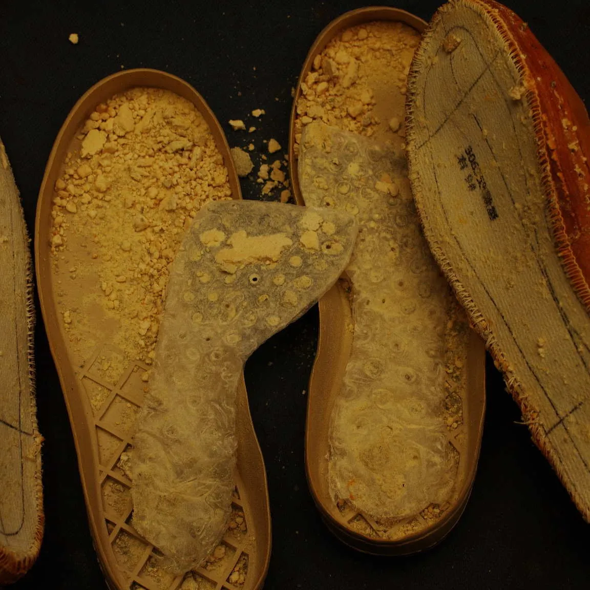 長野県 A様 NIKE エアフォース・ワンソール内クッション...