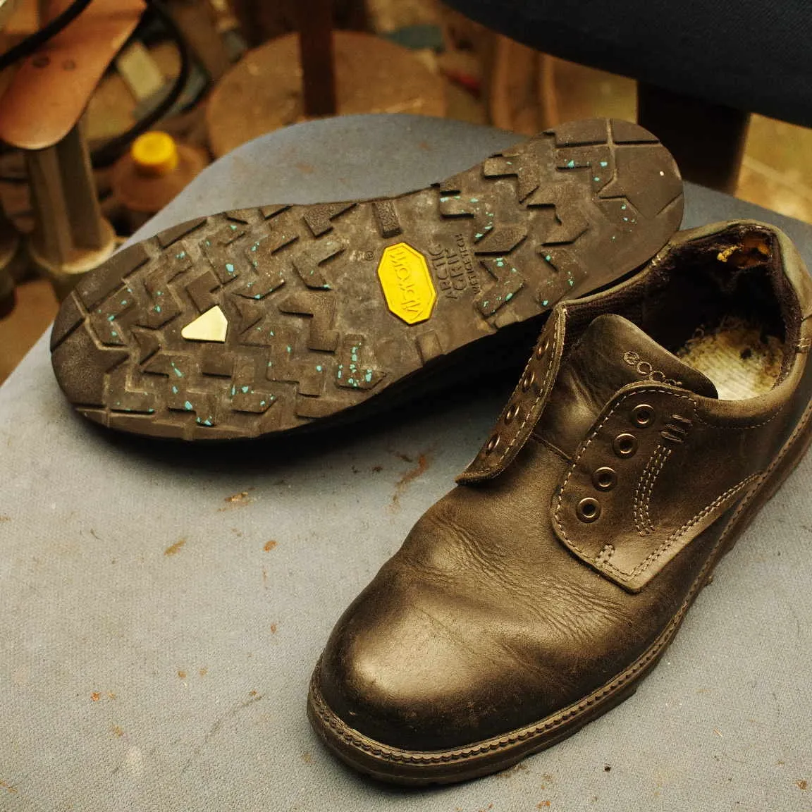 山形県　Y様　ECCO　紳士カジュアルシューズ　ソール張替え