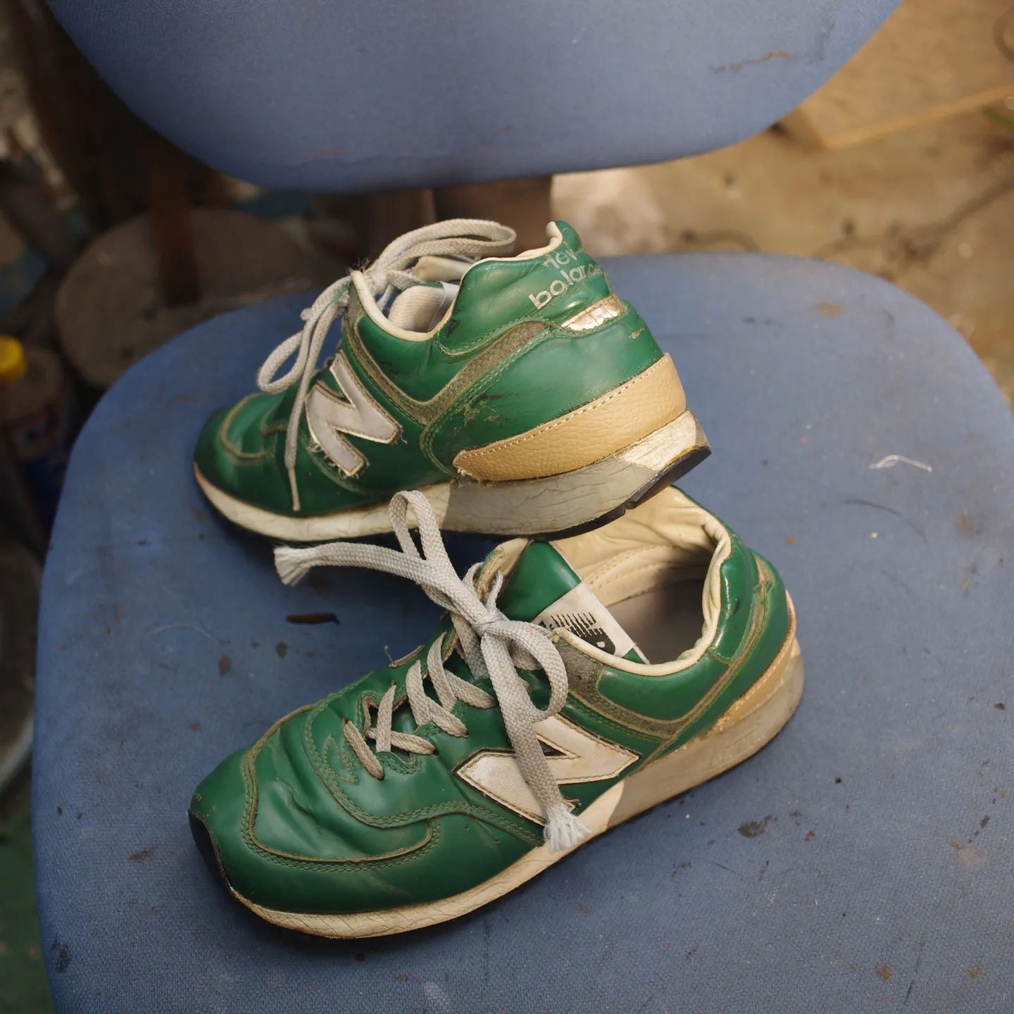 静岡県 M様 ニューバランス576 ヒールカップ交換