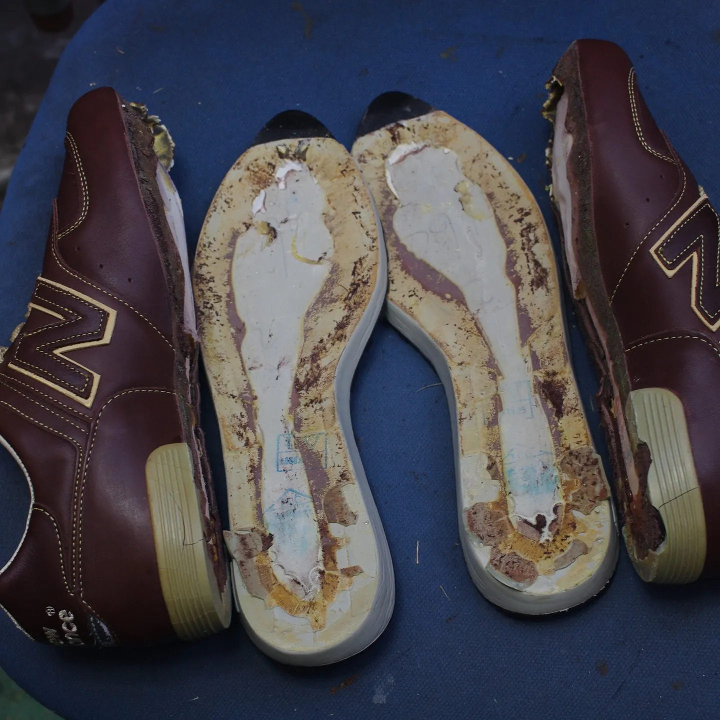 岩手県 M様 ニューバランス576 ヒールカップ交換