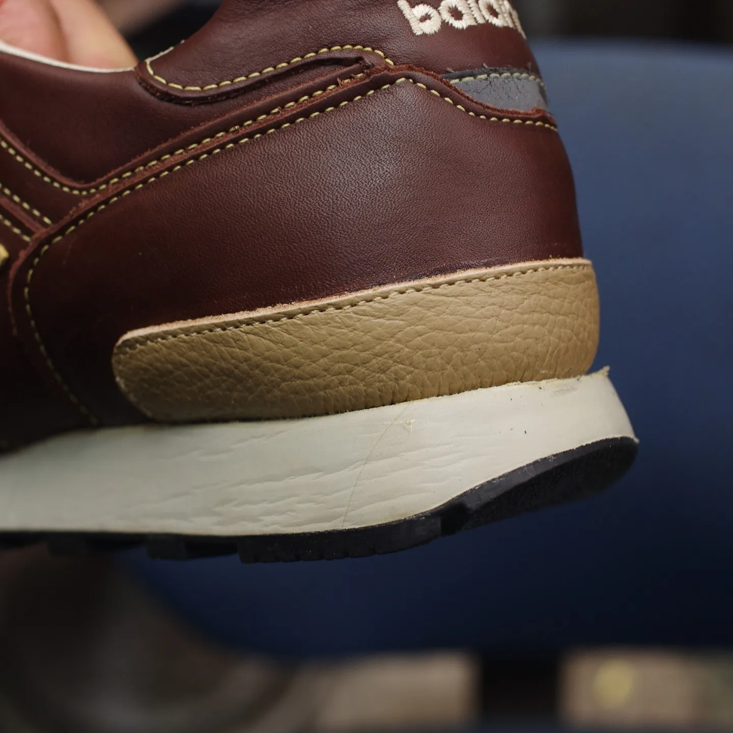 岩手県 M様 ニューバランス576 ヒールカップ交換