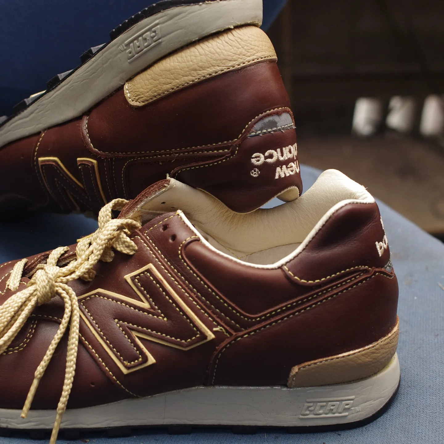 岩手県 M様 ニューバランス576 ヒールカップ交換