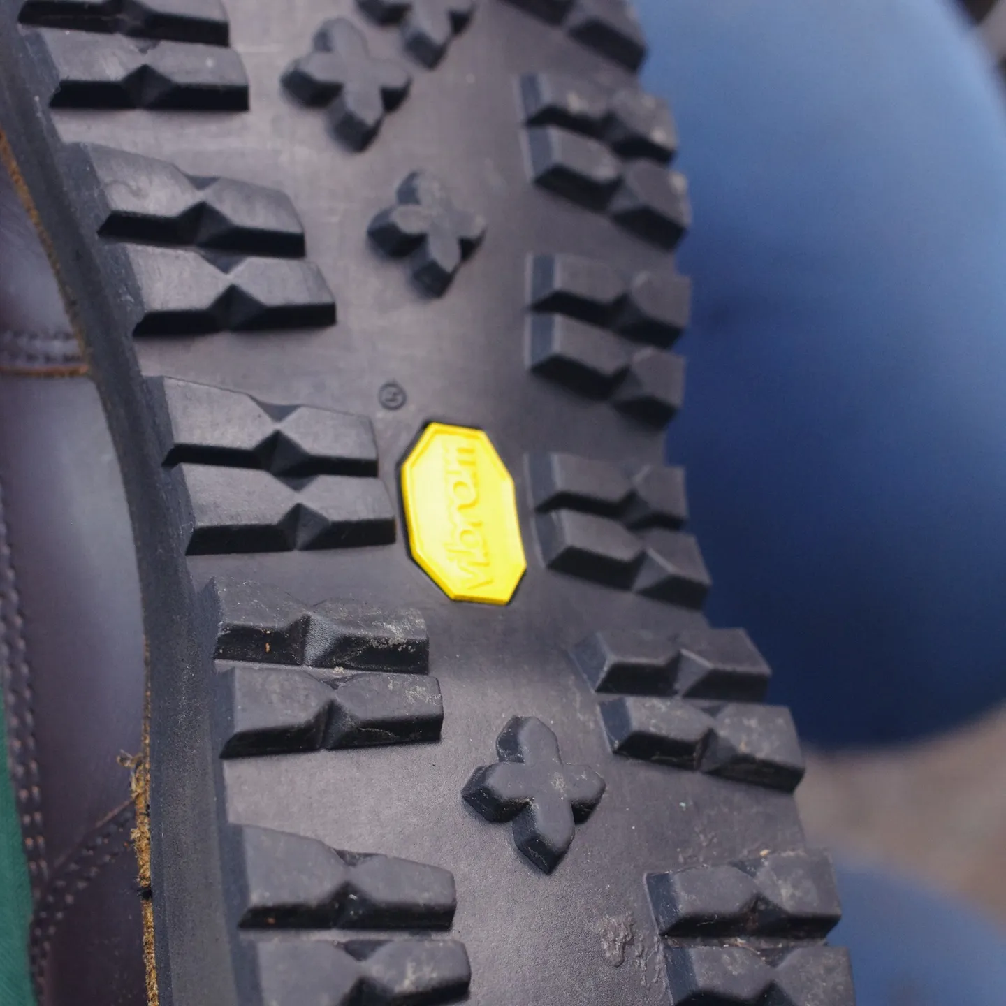 北海道　K様　Danner　LIGHTアウトソール交換修理　...