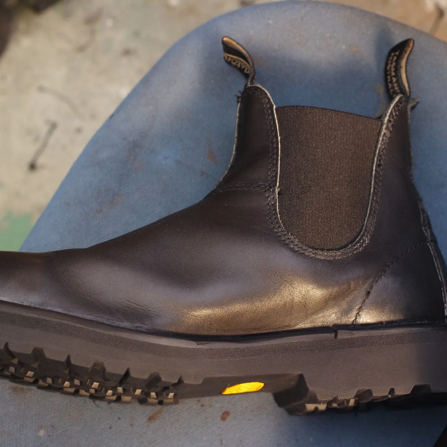 新潟県のI様よりお預かりしたブランドストーンのサイドゴアブー...