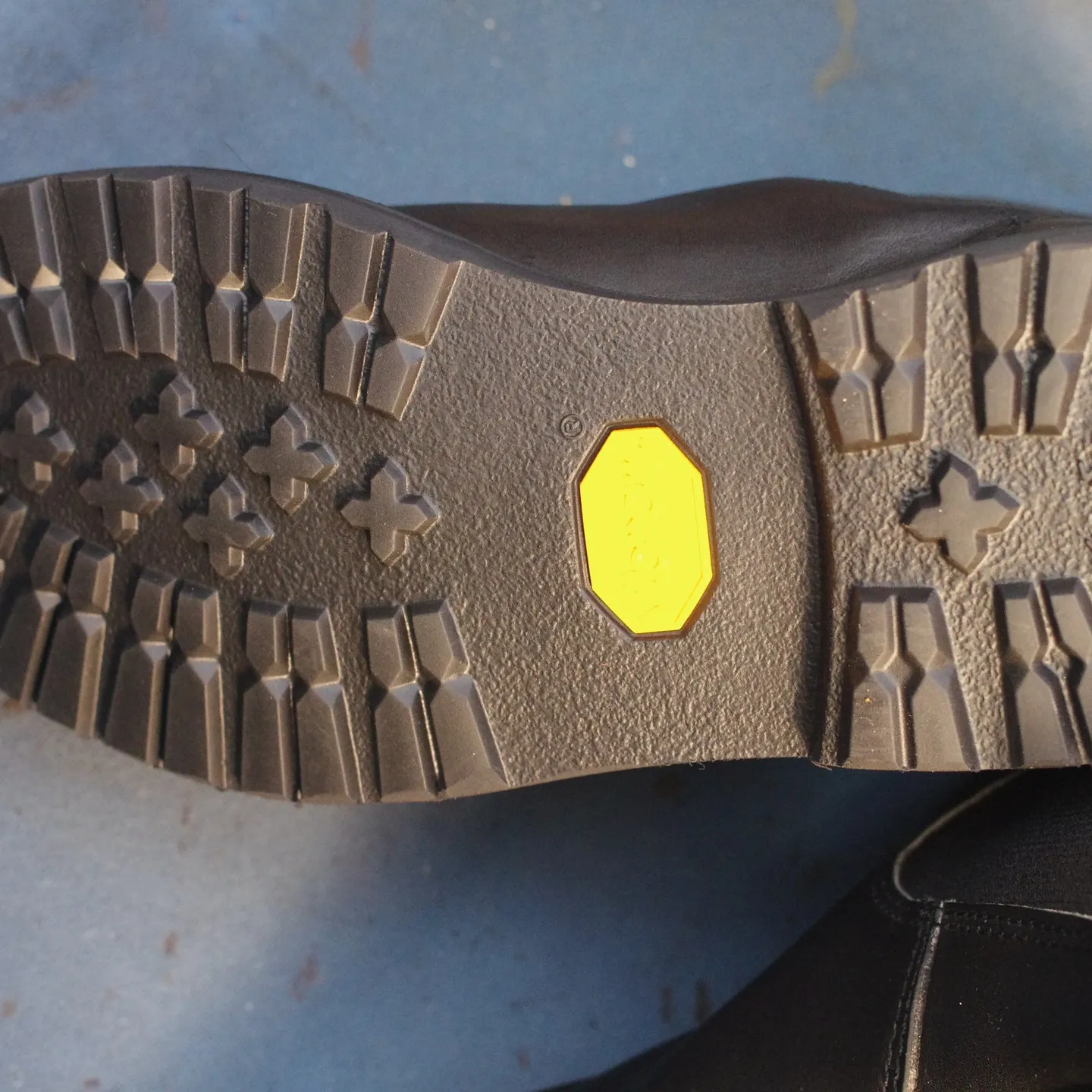 新潟県のI様よりお預かりしたブランドストーンのサイドゴアブー...