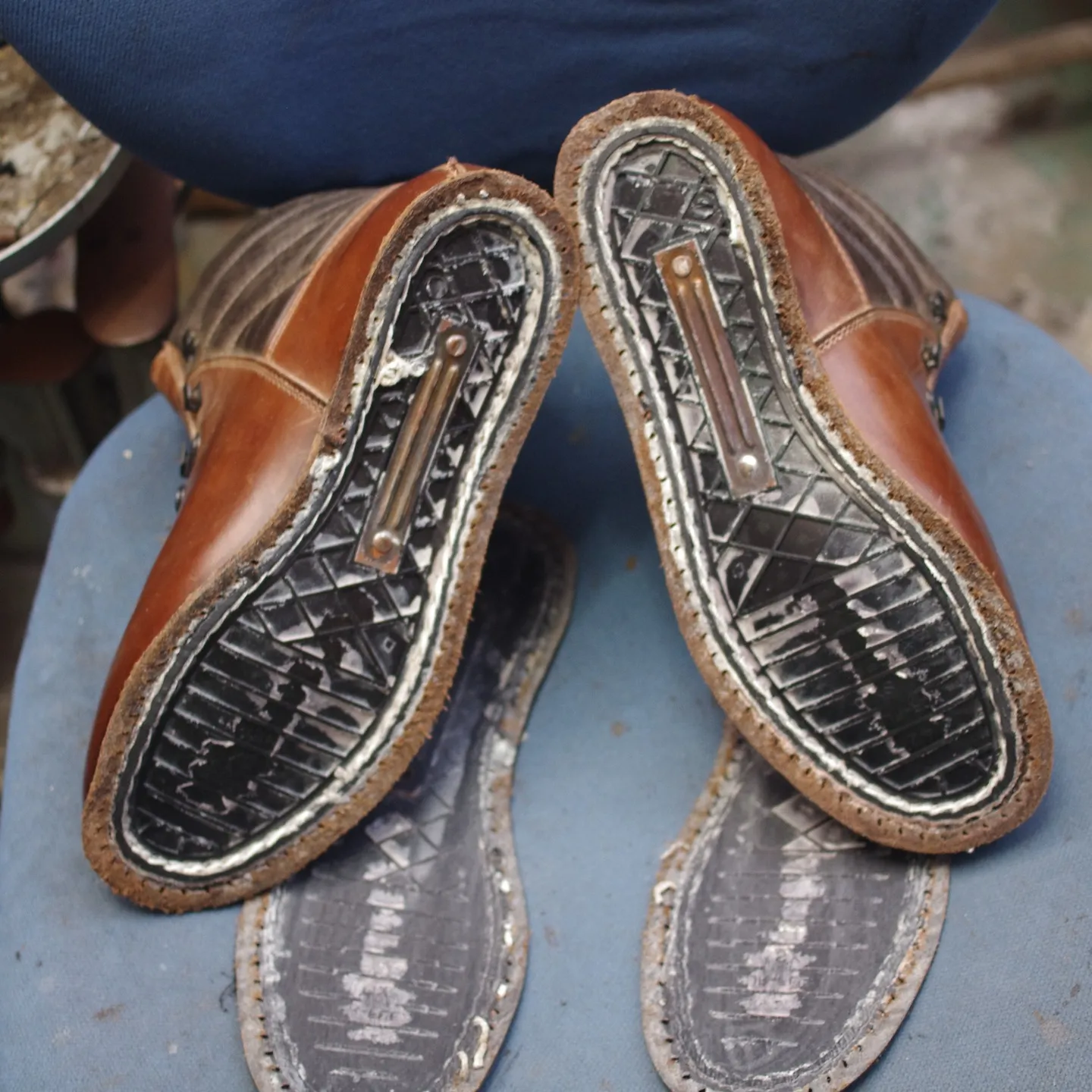 兵庫県のお客様からお預かりしたおしゃれな登山ブーツ、ザンバラ...