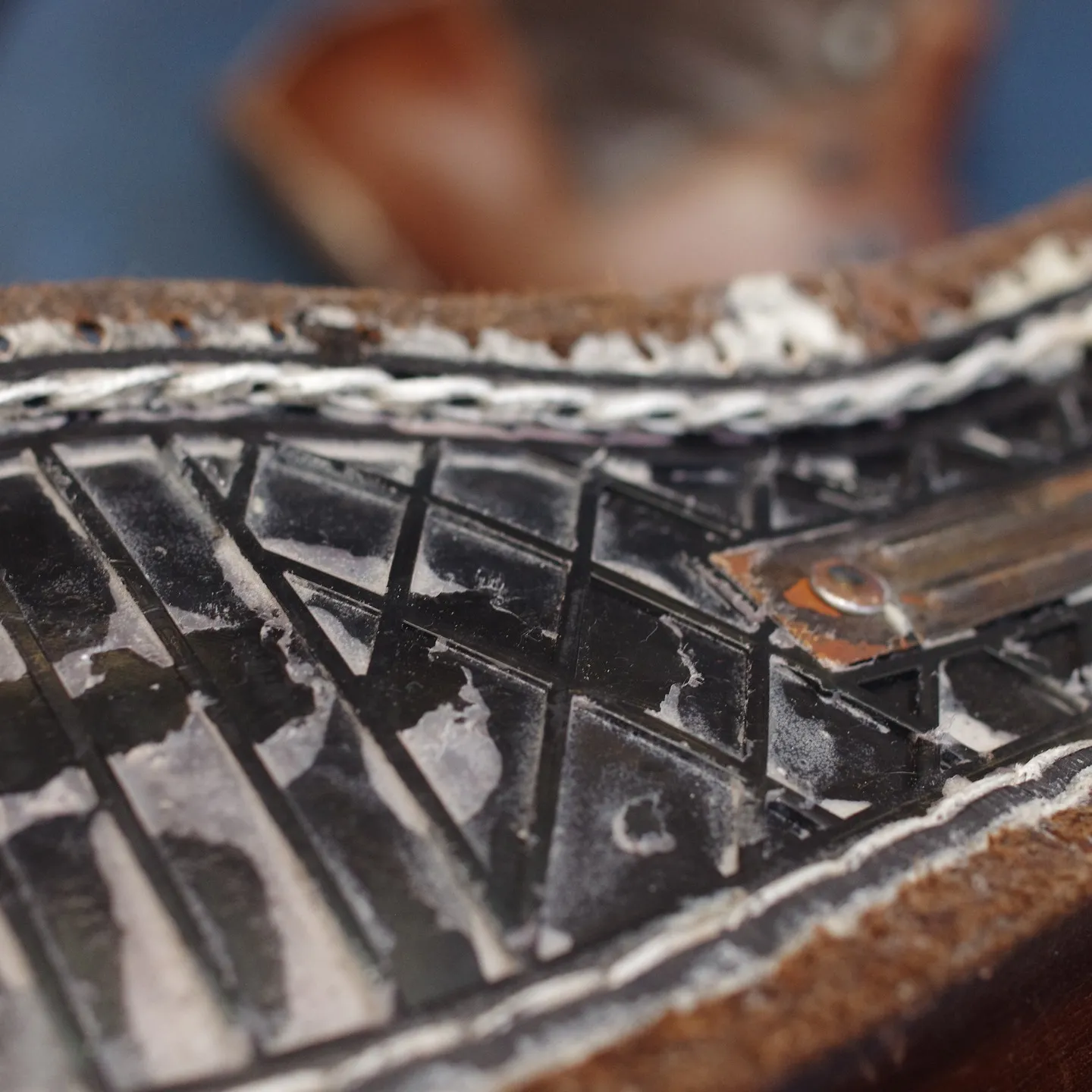 兵庫県のお客様からお預かりしたおしゃれな登山ブーツ、ザンバラ...