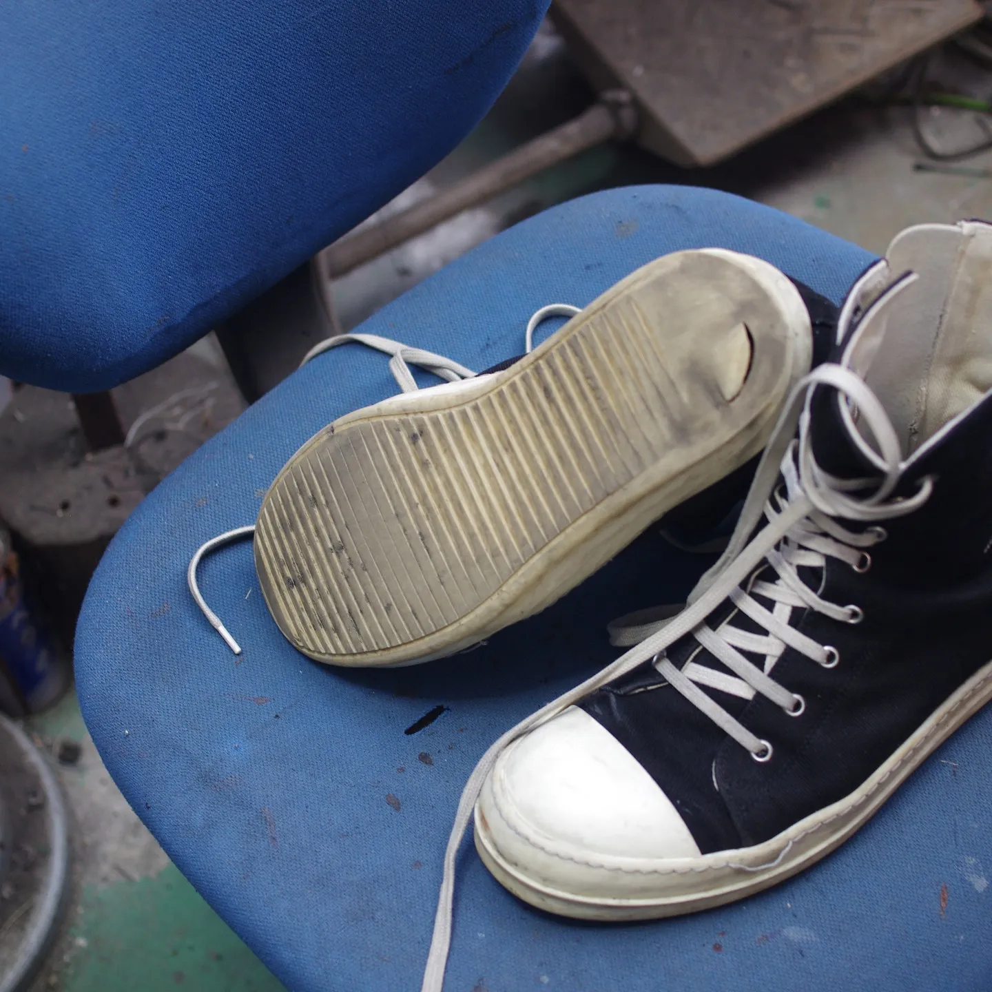 神奈川県にお住まいのS様よりお預かりしたリックオエンスのスニ...