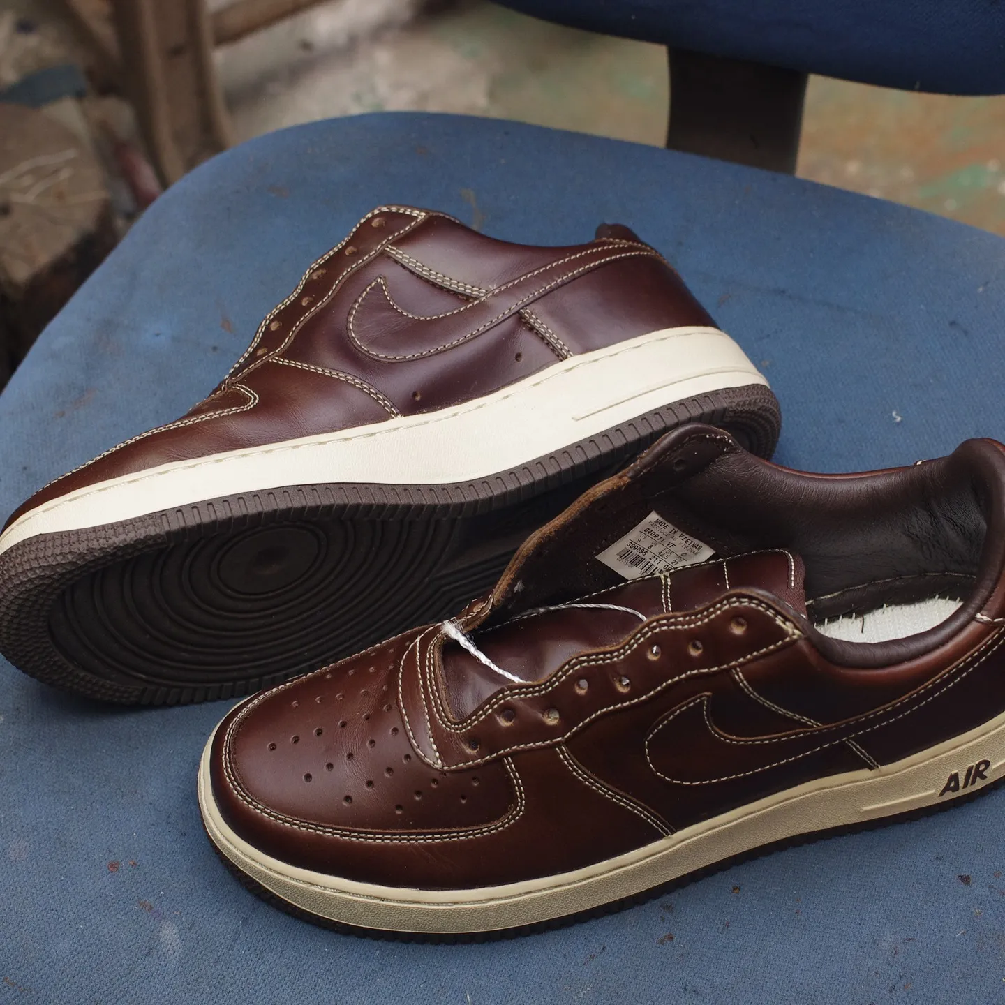 大阪府のK様からお預かりいたしました、ナイキエアフォースワン...