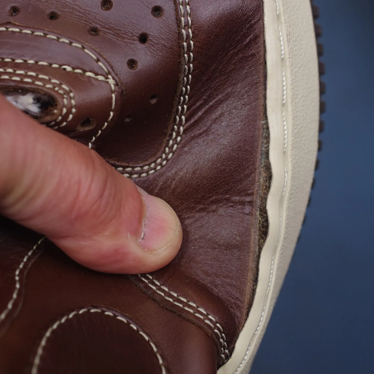 大阪府のK様からお預かりいたしました、ナイキエアフォースワン...