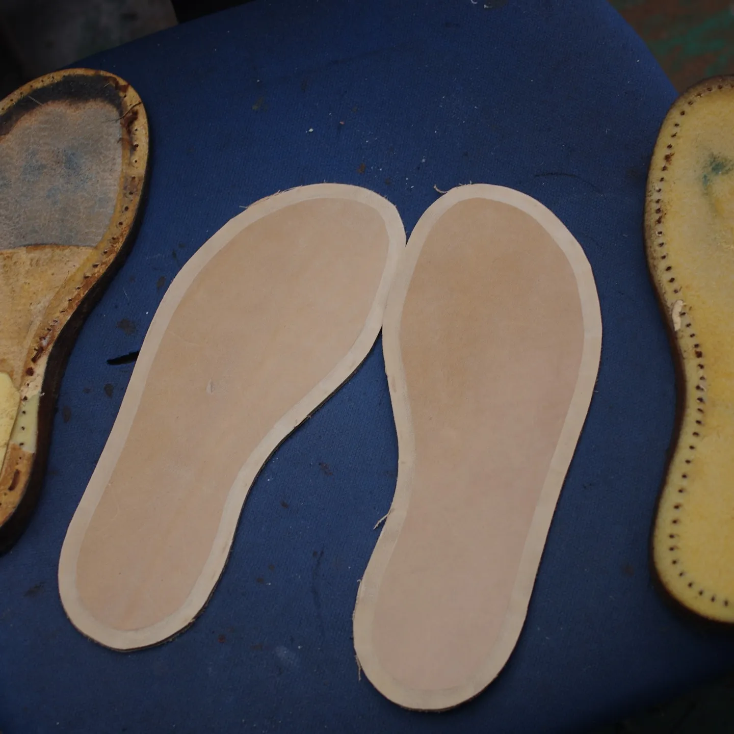 神奈川県のH様よりお預かりしたClarksデザートトレックの...