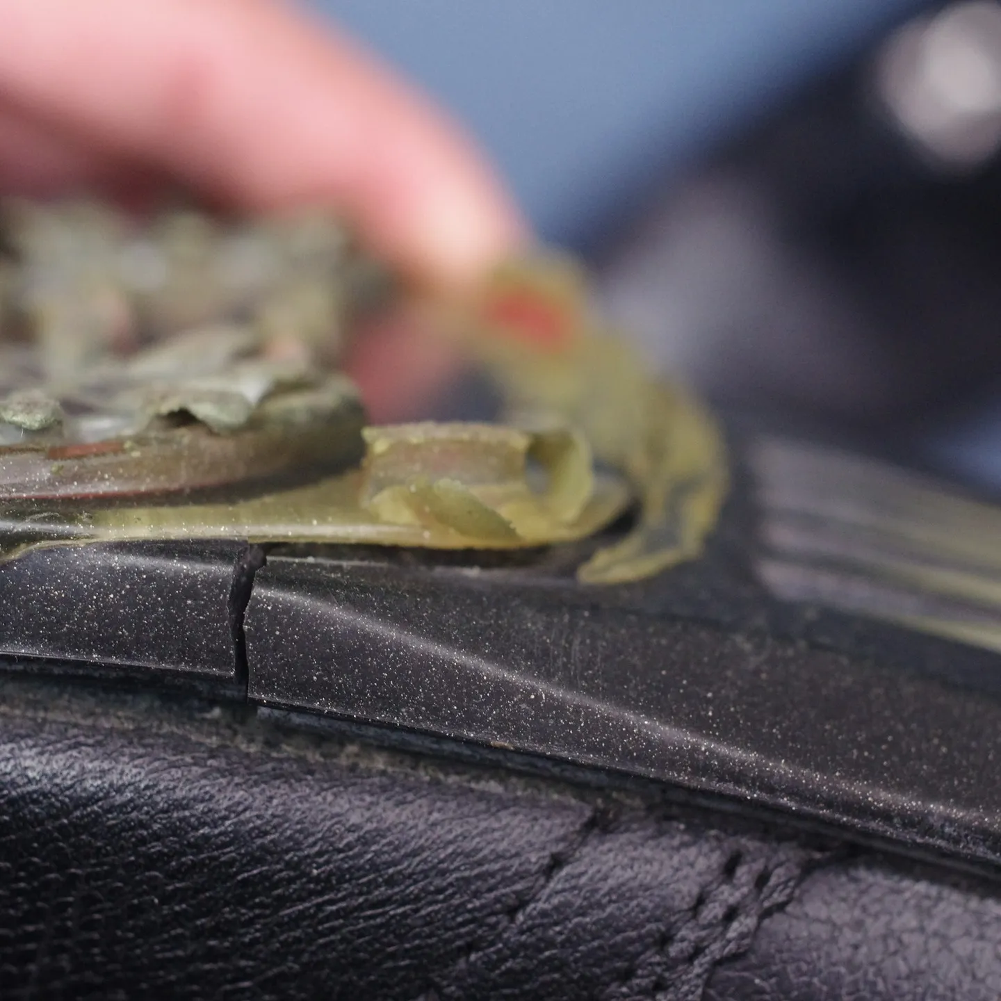 宮崎県のF様よりお預かりしたMizunoゴルフシューズが完全...