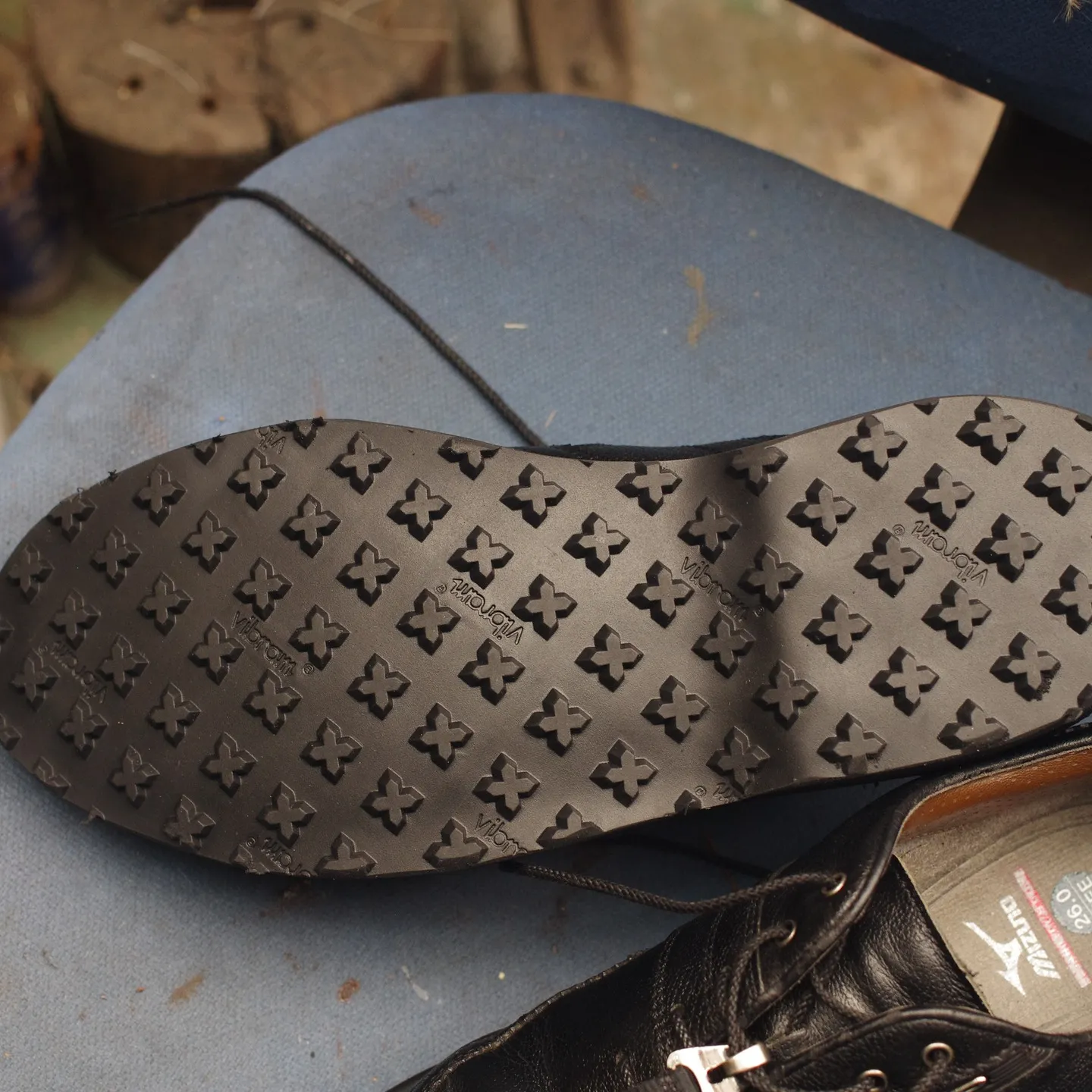 宮崎県のF様よりお預かりしたMizunoゴルフシューズが完全...