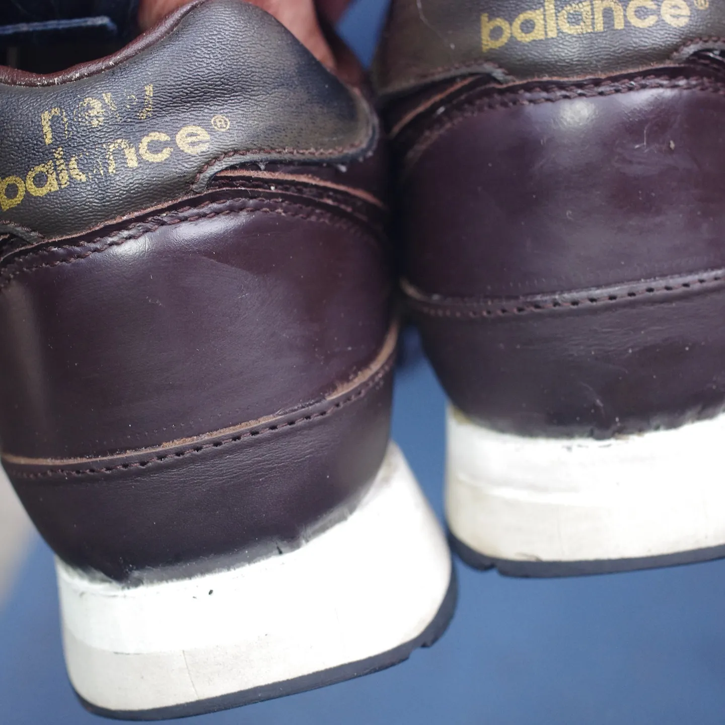 岩手県のO様からお預かりしたニューバランス575👟、今回はヒ...