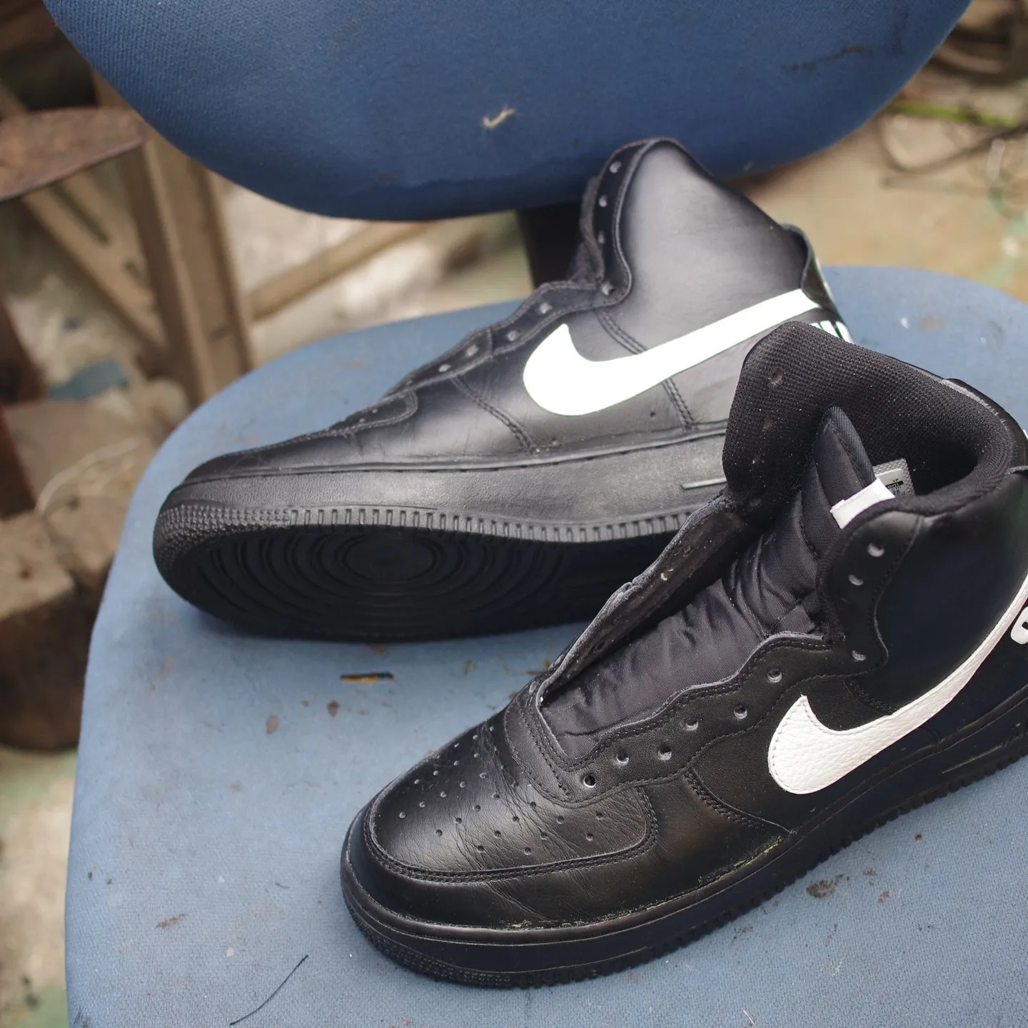 大阪府のK様、こんにちは👋✨今回は、NIKEエアフォース1の...