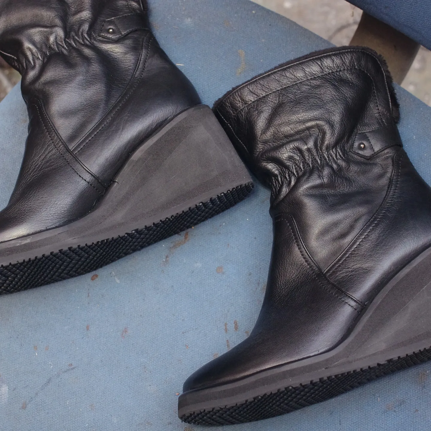 笠岡市のH様よりご依頼いただきました婦人ショートブーツのオー...