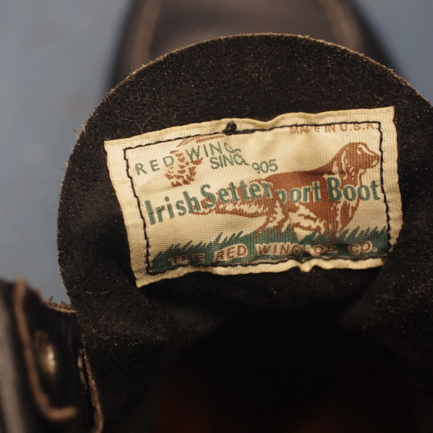 こんにちは👋 本日は倉敷市のW様からご依頼のREDWINGア...