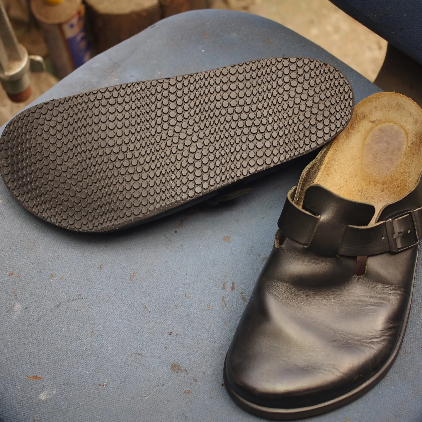 浅口郡里庄町のM様のビルケンシュトックが新しい命を得ました✨...